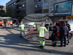 Румънско посолство - дерайлирал трамвай