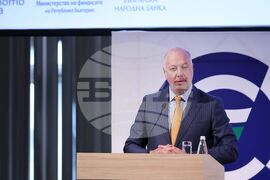 Бургас - Национална информационна кампания за въвеждането на еврото в България - Росен Желязков