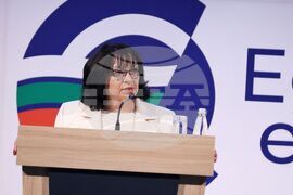 Бургас - Национална информационна кампания за въвеждането на еврото в България - брифинг - Теменужка Петкова