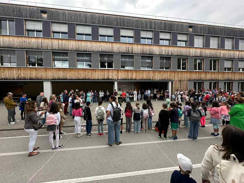 Българските училища в Германия не са просто места за обучение, те са връзка с родината, посочват от Генералното ни консулство във Франкфурт на Майн