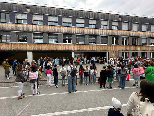 Българските училища в Германия не са просто места за обучение, те са връзка с родината, посочват от Генералното ни консулство във Франкфурт на Майн