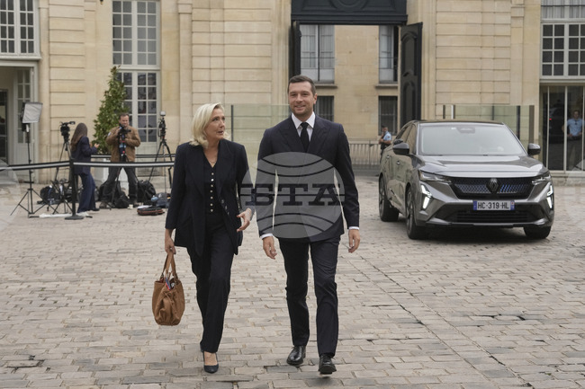 Връзки с бизнесмени и с принцеси - "Национален сбор" се опитва да разшири електоралната си база във Франция