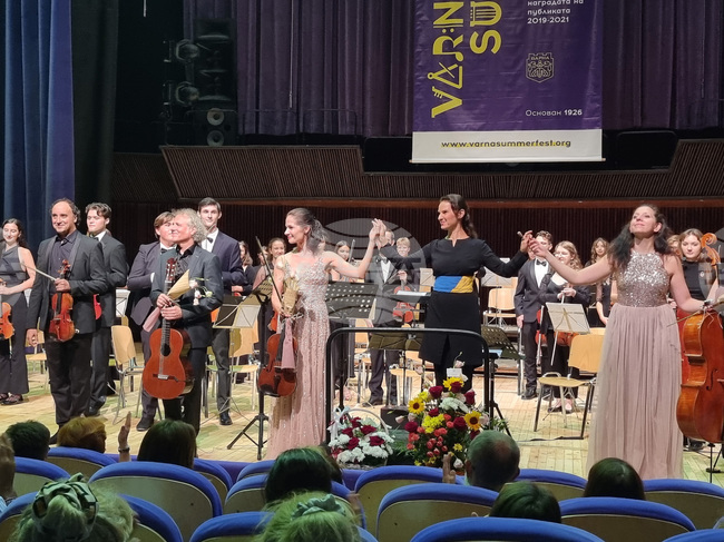 Световна премиера на произведение от австрийската композиторка Габриеле Прой прозвуча на фестивала „Варненско лято“