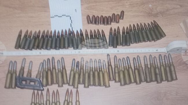 Незаконно оръжие и боеприпаси са открити при полицейска проверка в къща в пещерското село Радилово