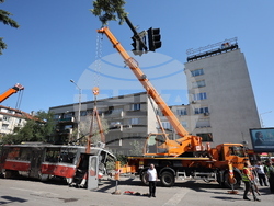 Кръстовището на булеварди Михай Еминеску и Шипченски проход - отсраняване на щетите от катастрофа