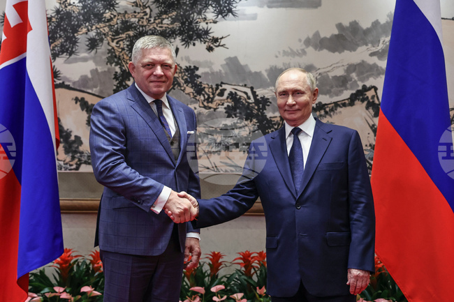 Ключови щрихи от активната дипломатическа седмица на словашкия премиер Роберт Фицо