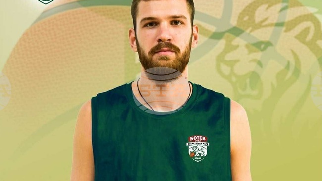 Баскетболният Ботев 2012 се разделя с черногореца Павле Джуришич