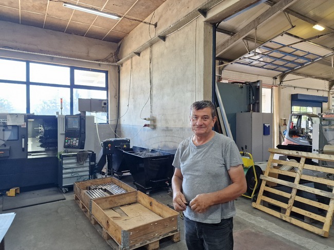 Стругари и фрезисти търси фирма "Йотов" ООД в Разград, съобщиха от фирмата