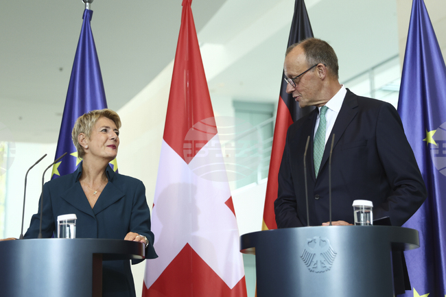 Германският канцлер Фридрих Мерц се надява американските мита за Швейцария да бъдат намалени