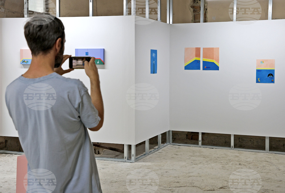 Съвременното изкуство повдига дълбоки въпроси и пробужда, каза организаторката на форума „Буна“ Ралица Герасимова