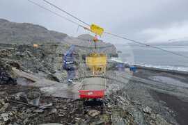 Construction of New Laboratory Unit at Bulgarian Antarctic Base Progresses According to Schedule