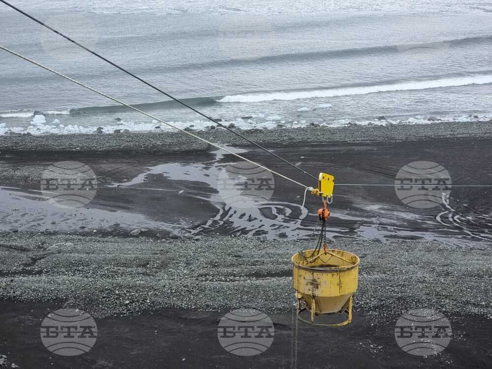 Construction of New Laboratory Unit at Bulgarian Antarctic Base Progresses According to Schedule