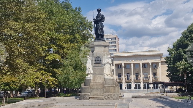 Панихида за Архангелова задушница организират в Хасково от военното поделение, в Димитровград ще има безплатен транспорт 