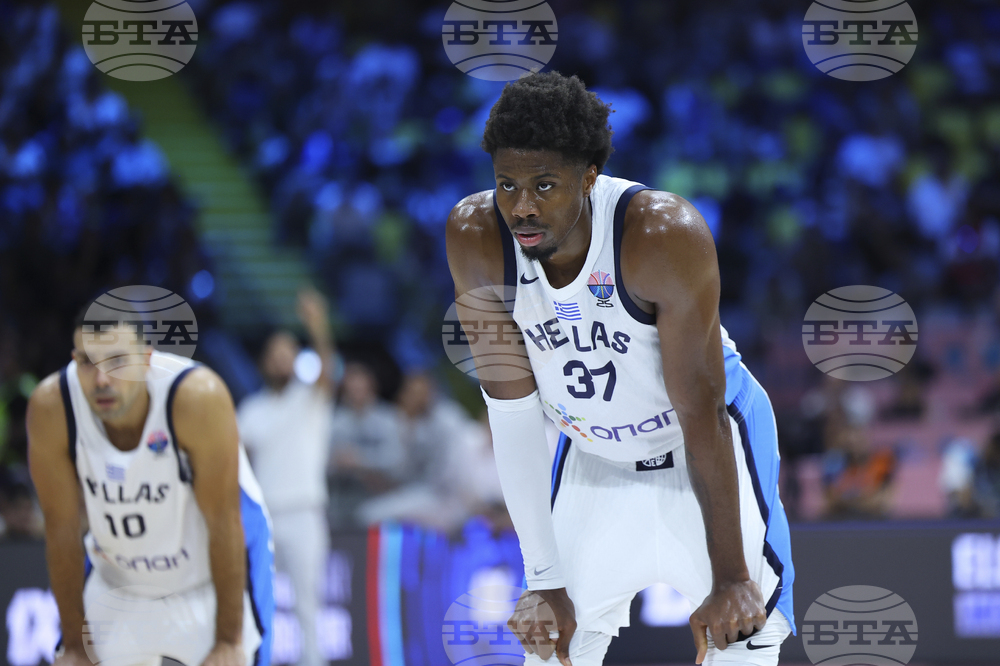 Костас Адетокунбо напуска баскетболния Олимпиакос в посока Арис