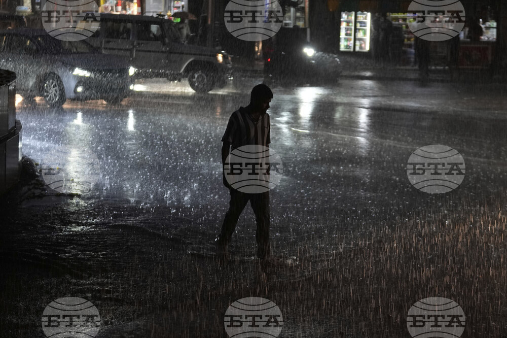 Обилни валежи и бурни ветрове обхванаха част от Северна Албания днес; прекъснати са фериботните връзки Дуръс-Бари и Вльора-Бриндизи