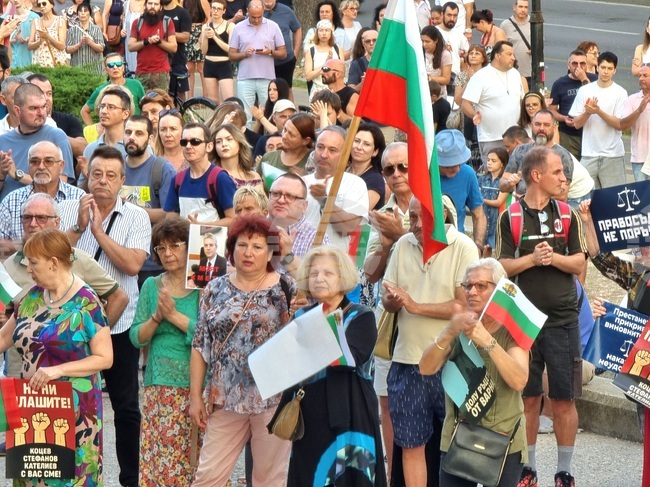Varna Residents Protest Again, Demand Release of Mayor and Councillors from Custody