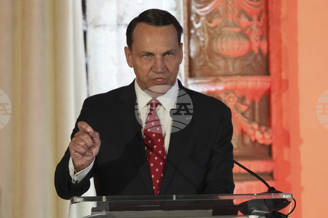 Полша предупреди Путин да не преминава през въздушното ѝ пространство за срещата с Тръмп в Будапеща