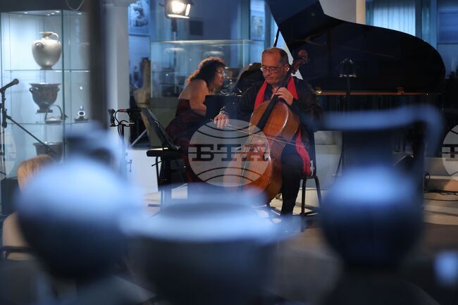 Music, Literature, Theatre and Film Shine on Day Six of Apollonia Arts Festival in Sozopol