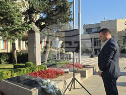 Панагюрище - площад „20 април“ - 140 години от Съединението на България