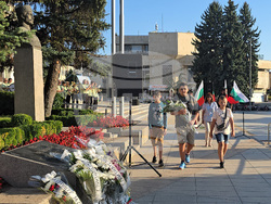 Панагюрище - площад „20 април“ - 140 години от Съединението на България