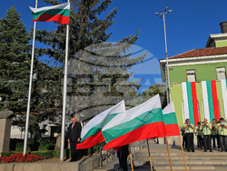 Панагюрище - площад „20 април“ - 140 години от Съединението на България