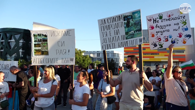 Приключи протестът срещу изграждането на кариера за добив на строителни материали в район „Кремиковци“, движението по Ботевградско шосе е възстановено