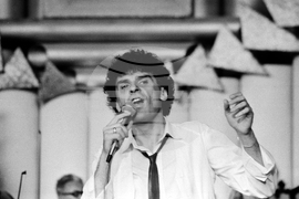 Васил Найденов - поп певец