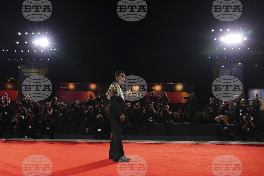 APTOPIX Italy Venice Film Festival Dead Man's Wire Red Carpet