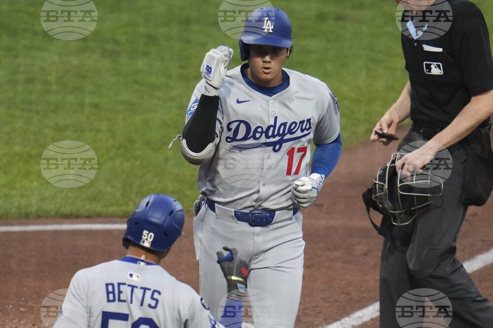 Dodgers Pirates Baseball