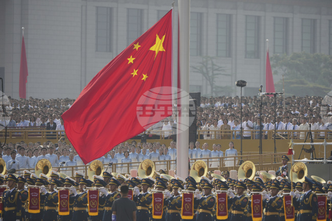 Китай се надява САЩ да се придържат към мораториума върху ядрените опити и изрази готовност да развива военни връзки с Вашингтон