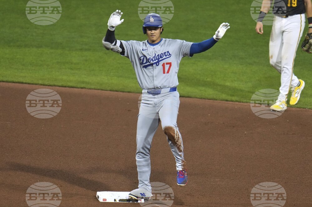 Dodgers Pirates Baseball