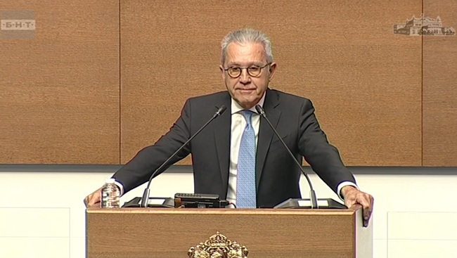 Парламентарната група „ДПС – Ново начало“ ще продължи да фокусира своята политика върху проблемите на хората, каза депутатът Йордан Цонев