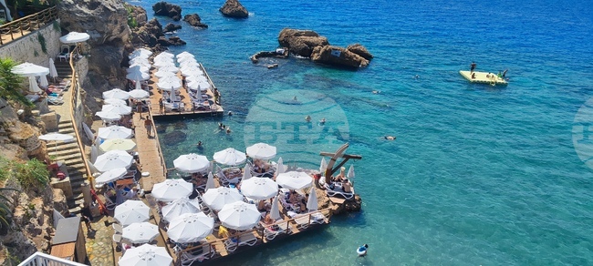 Над 14 милиона туристи са посетили Анталия през деветте месеца на тази година