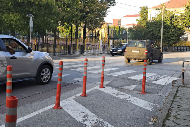 Районите около голяма част от училищата в Ловешко са обезопасени за първия учебен ден
