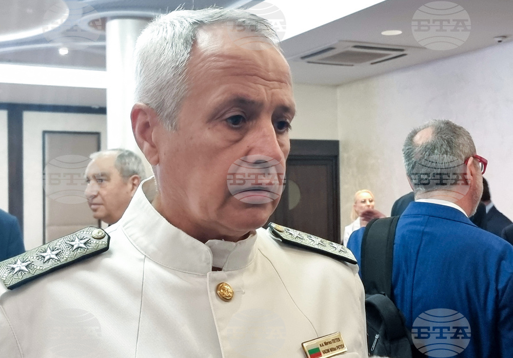 Разговорите България да придобие минни ловци втора ръка вървят към финализиране, каза вицеадмирал Митко Петев