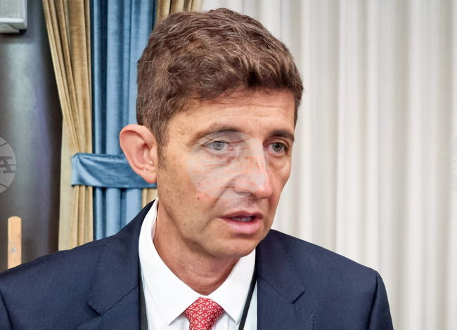 На пазара има остър недостиг на корабни инженери, смята директорът на Параходство БМФ