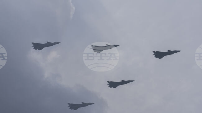 Китайските военни учения около Тайван ще засегнат международни полети с над 100 000 пътници, предупреди Тайпе 