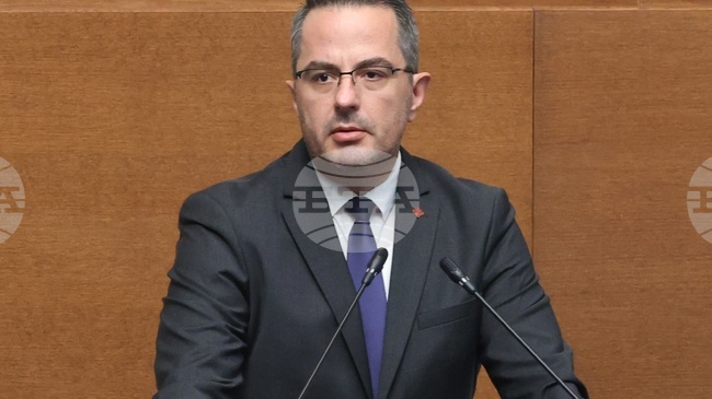 Умишлено БДЖ се води до фалит, каза Цончо Ганев от "Възраждане"