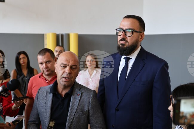 Не приех оставката на Владимир Темелков, оттук нататък продължаваме заедно, каза кметът на Пловдив Костадин Димитров