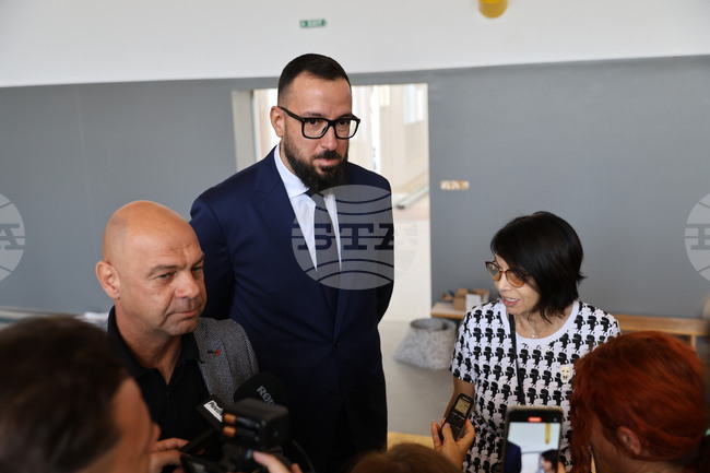 Не приех оставката на Владимир Темелков, оттук нататък продължаваме заедно, каза кметът на Пловдив Костадин Димитров