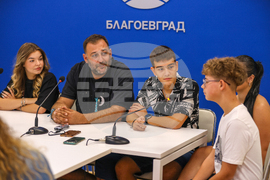 Национален пресклуб на БТА Благоевград - театрална школа - пресконференция