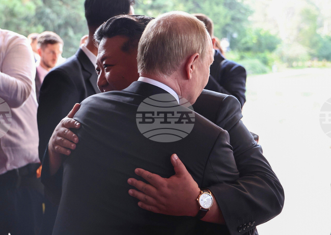 Ким Чен-ун поздрави Путин за рождения му ден и го увери във вечната дружба между двете страни