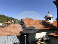 Село Клисура - храм “Свети Димитър Солунски” - покрив - ремонт