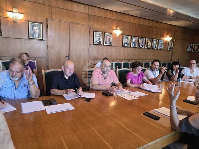 Над три часа продължи заседанието на Временната кризисна комисия по проблемите на водоснабдяването в община Плевен 