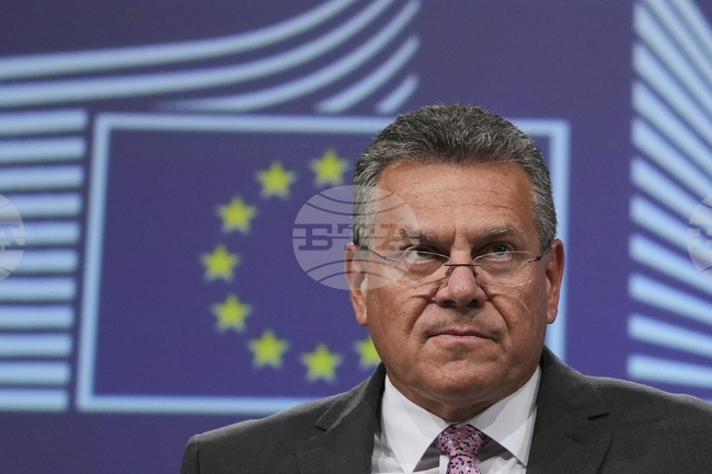 Еврокомисарят по търговията Марош Шефчович заяви, че помага на Италия за американските антидъмпингови мита върху макаронените изделия