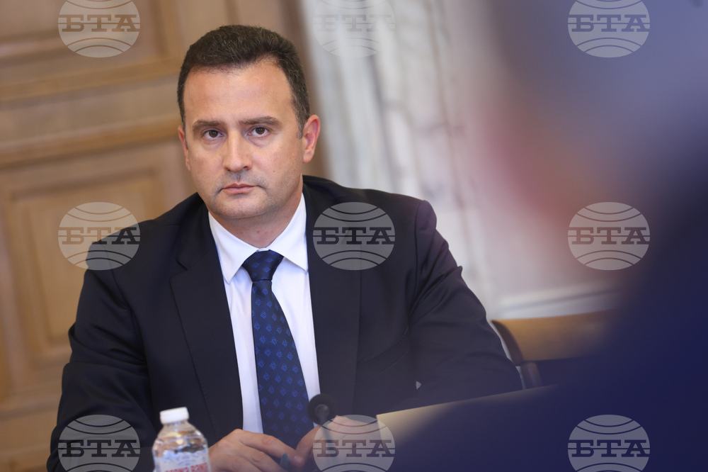 Министър Жечо Станков ще предостави на депутатите от ресорната комисия в НС резултатите от проверката за финансови нарушения в АЕЦ "Козлодуй"