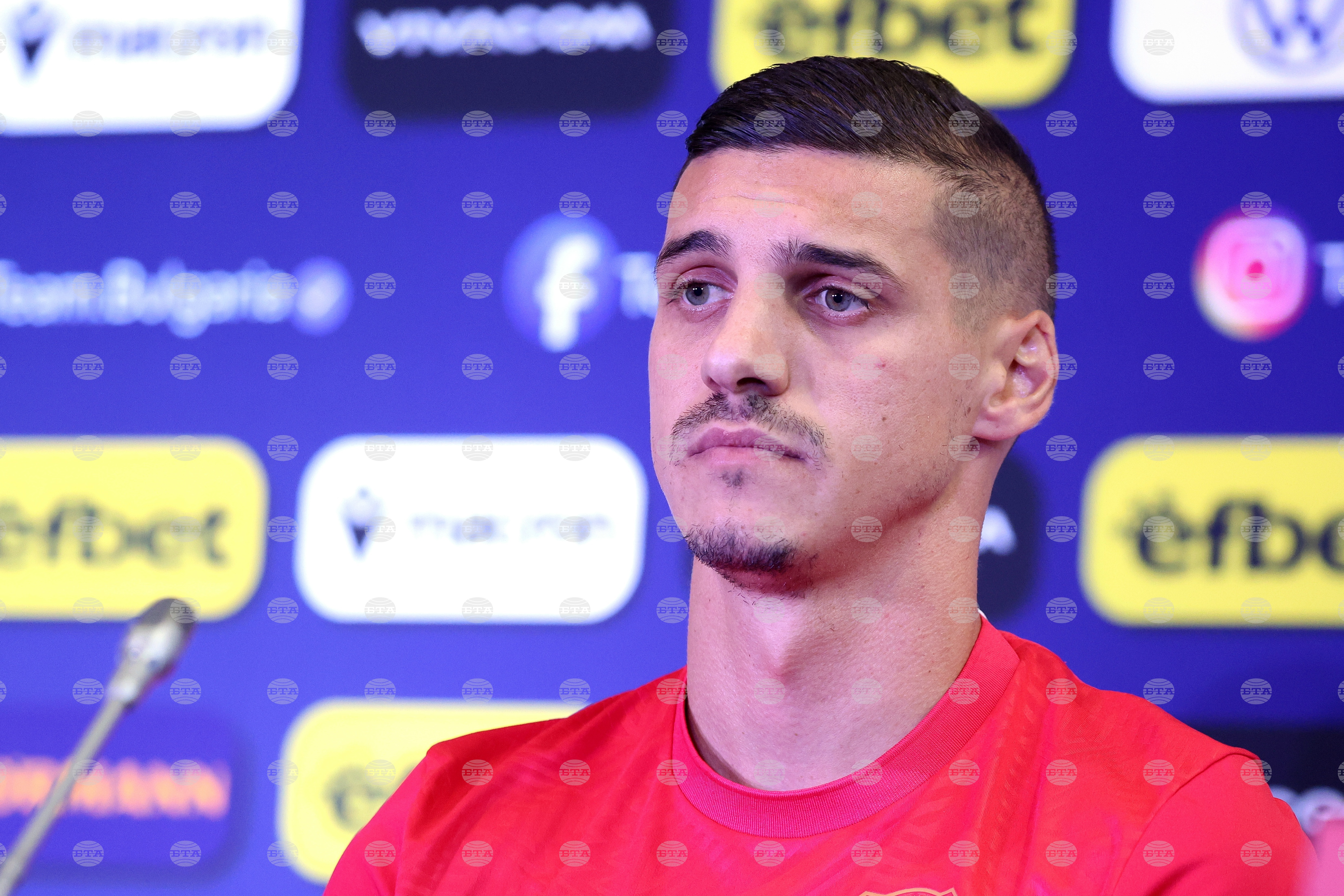 Разтежение между първа и втора степен на бедрото вади Кирил Десподов от терена за три седмици