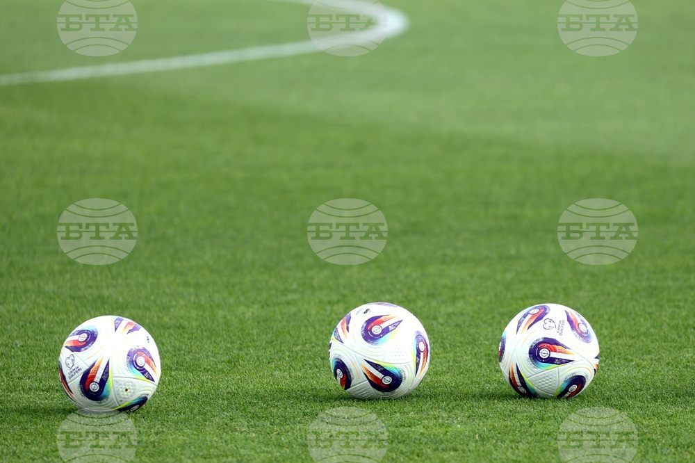 Приятелски турнир на УЕФА среща отборите на България, Литва, Полша и Словакия при юношите до 15 години