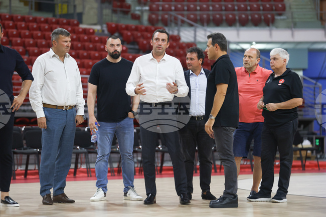 Баскетбол - зала "Арена 8888" - Иван Пешев - проверка