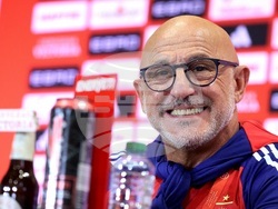 Футбол - Луис де ла Фуенте - пресконференция